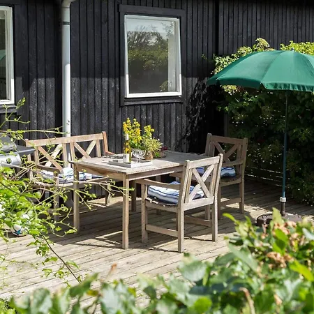 4 Person Holiday In Ferienhaus Svaneke